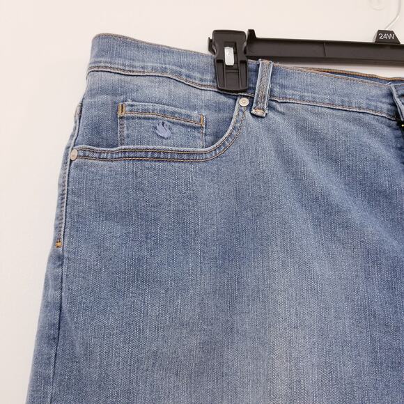 Gloria Vanderbilt Women Amanda Denim Short Skimmer Classic Rise - Picture 4 of 12